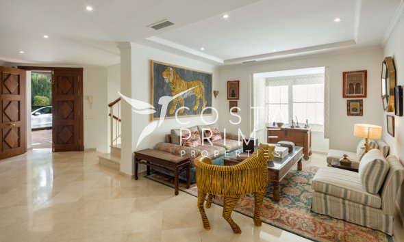 Nowy budynek - Szalet - Benahavís