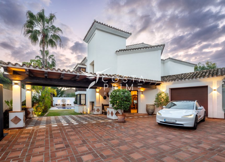 Nowy budynek - Szalet - Benahavís