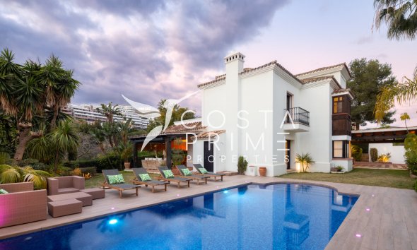 Nowy budynek - Szalet - Benahavís