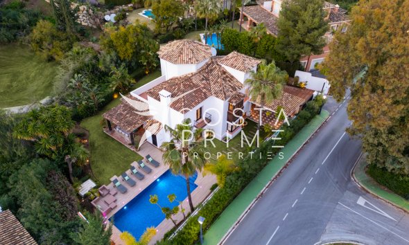 Nowy budynek - Szalet - Benahavís