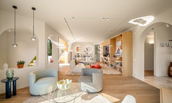 Nowy budynek - Szalet - Marbella