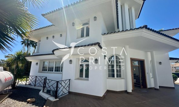 Újraértékesítés - Villa  - Alfas del Pí