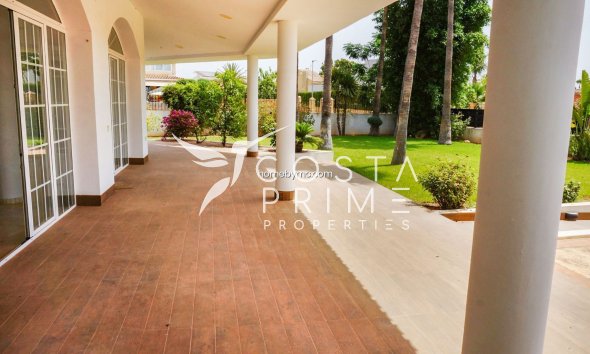 Újraértékesítés - Villa  - Alfas del Pí