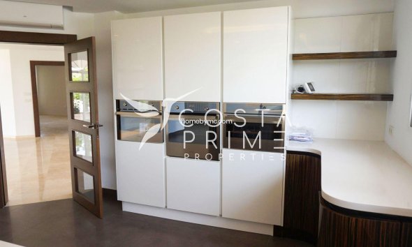 Újraértékesítés - Villa  - Alfas del Pí