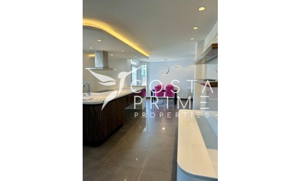 Újraértékesítés - Villa  - Alfas del Pí