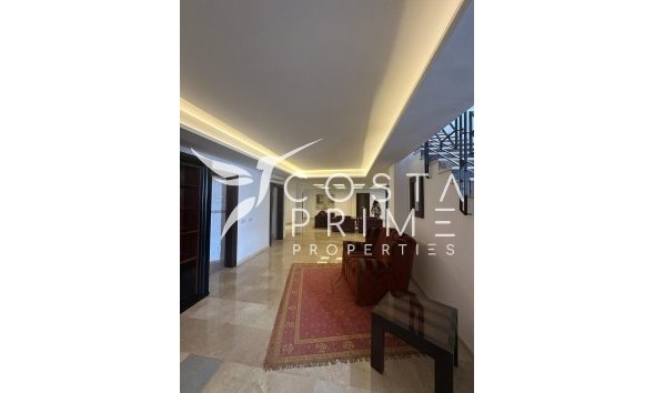 Újraértékesítés - Villa  - Alfas del Pí