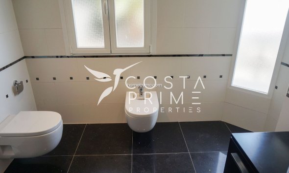 Újraértékesítés - Villa  - Alfas del Pí