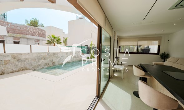 Nowy budynek - Szalet - Heredades