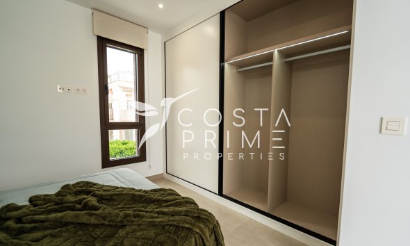 Nowy budynek - Szalet - Heredades