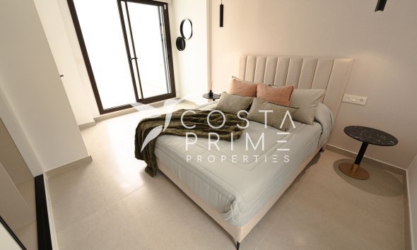 Nowy budynek - Szalet - Heredades