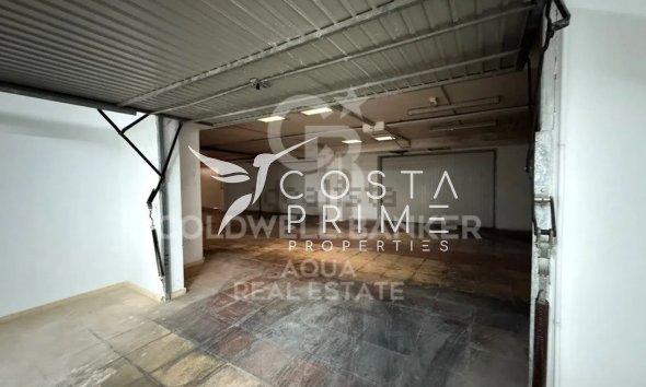 Resale - Villa  - La Nucía