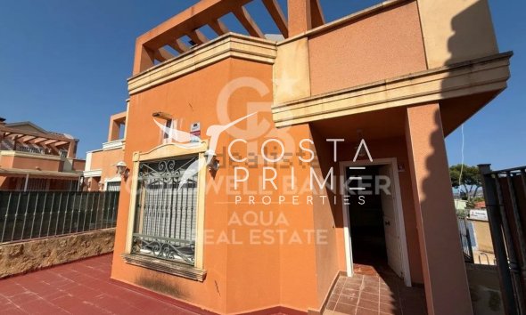 Resale - Villa  - La Nucía
