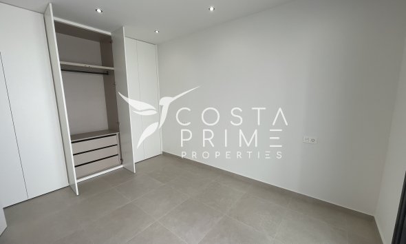 Nowy budynek - Szalet - Heredades