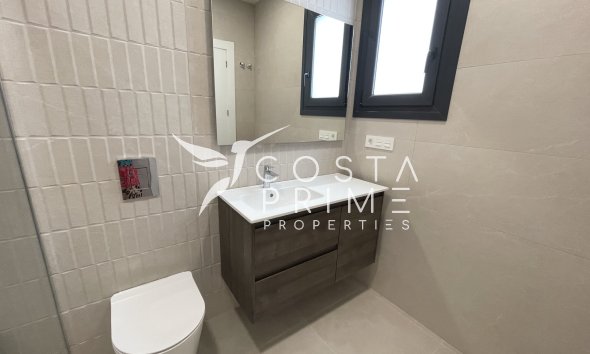 Nowy budynek - Szalet - Heredades