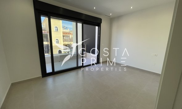 Nowy budynek - Szalet - Heredades