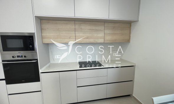 Nowy budynek - Szalet - Heredades