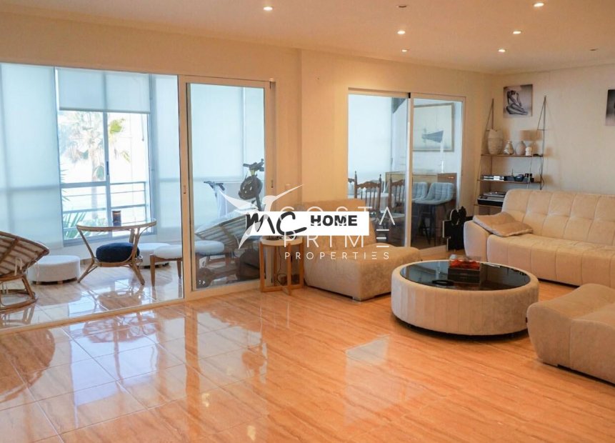 Resale - Apartment / Flat - Altea