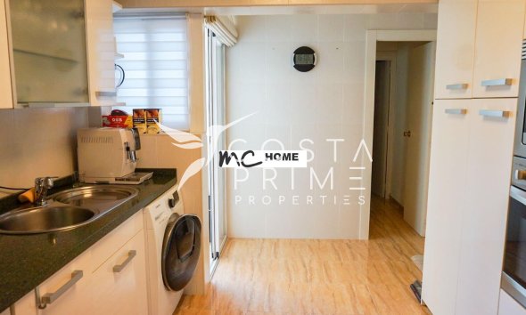 Resale - Apartment / Flat - Altea