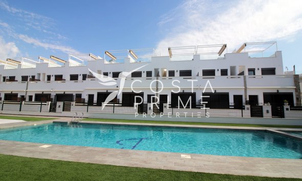 Obra nueva - Chalet / Villa - Pilar de la Horadada