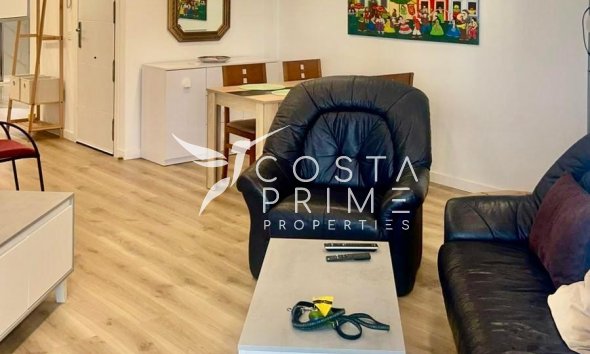 Resale - Apartment / Flat - Benidorm