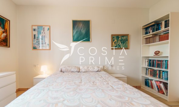 Odsprzedaż - Mieszkanie w Bloku - Alfas del Pí