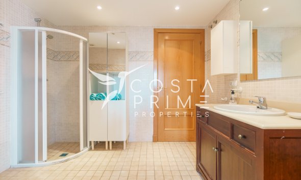 Odsprzedaż - Mieszkanie w Bloku - Alfas del Pí