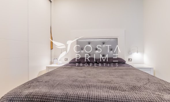 Resale - Apartment / Flat - Benidorm