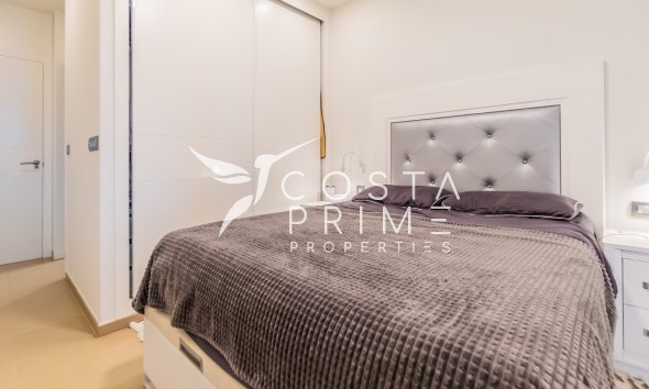 Resale - Apartment / Flat - Benidorm