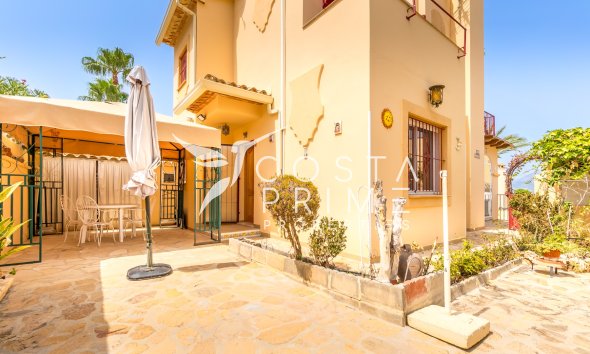 Újraértékesítés - Városháza / Semi - Albir