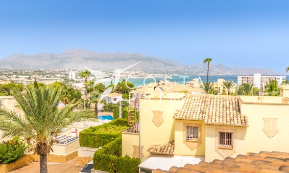 Újraértékesítés - Városháza / Semi - Albir