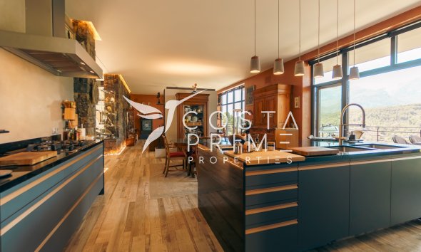 Resale - Villa  - Callosa d'en Sarrià