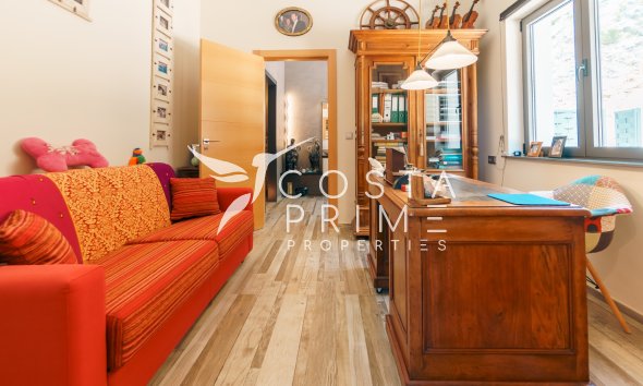 Resale - Villa  - Callosa d'en Sarrià