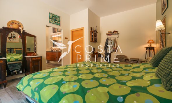 Resale - Villa  - Callosa d'en Sarrià