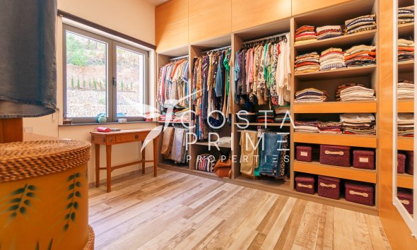 Resale - Villa  - Callosa d'en Sarrià