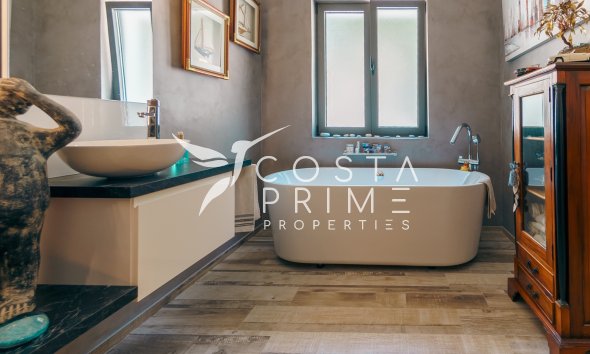 Resale - Villa  - Callosa d'en Sarrià