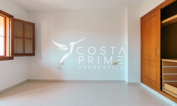 Odsprzedaż - Kamienica / bliźniak - Albir