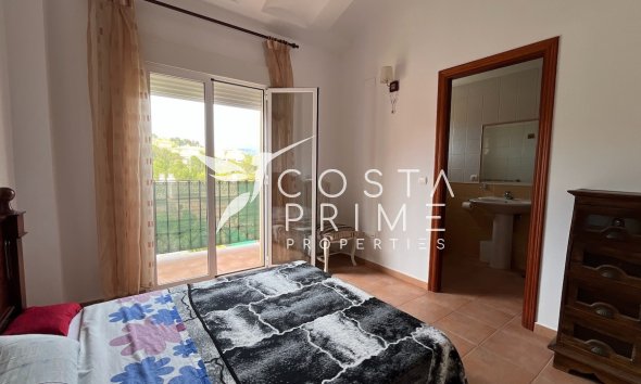 Resale - Townhouse / Semi - La Nucía