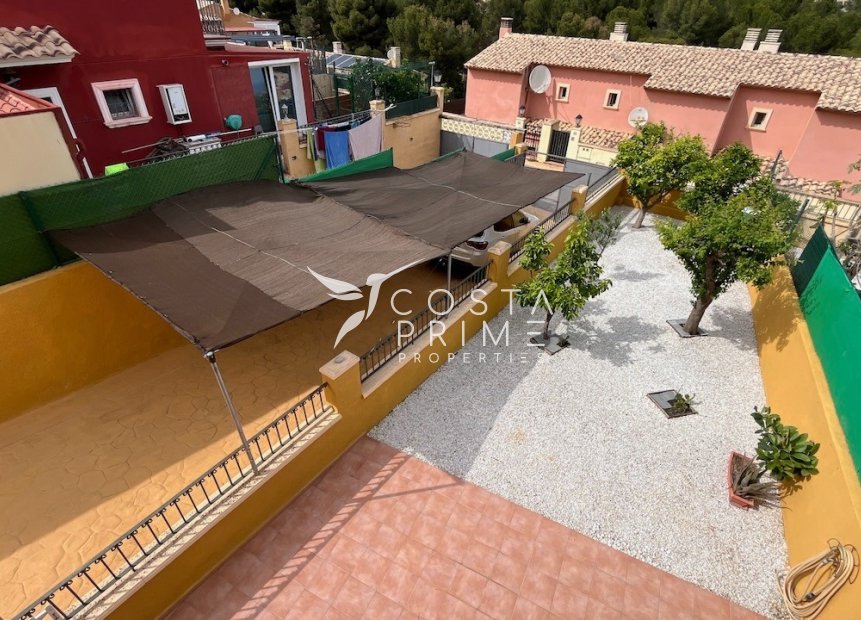 Resale - Townhouse / Semi - La Nucía