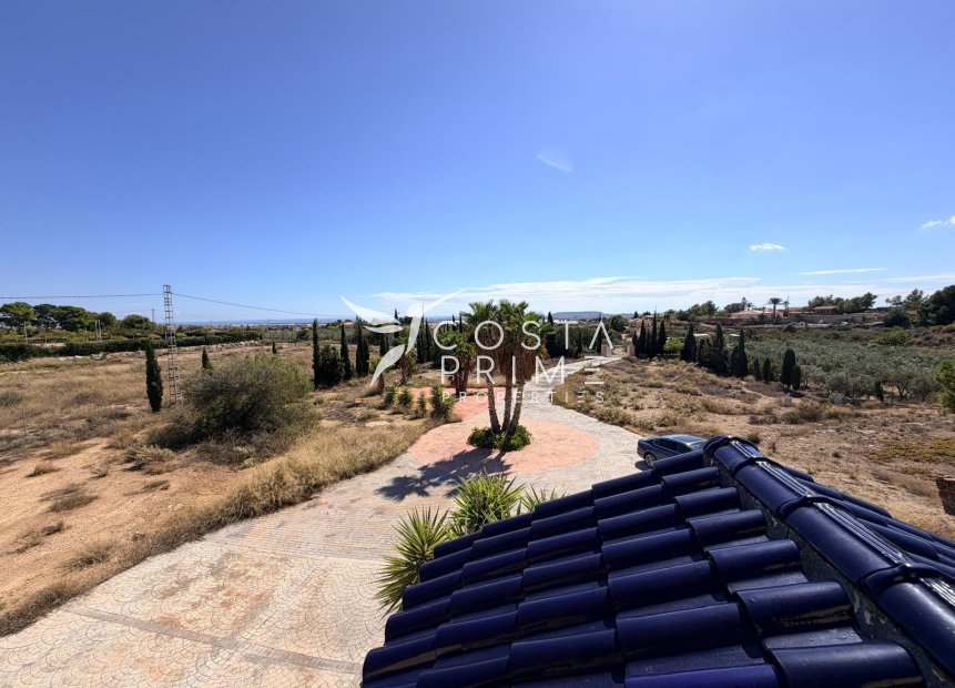 Resale - Villa  - Mutxamel