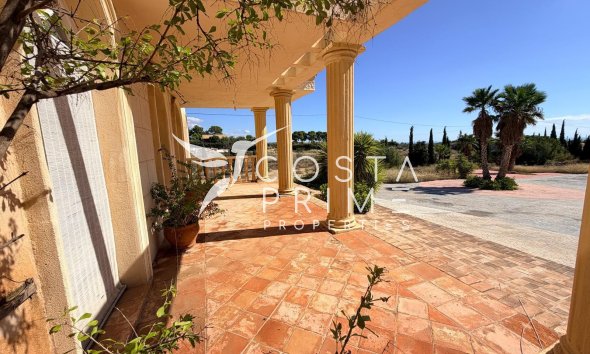 Resale - Villa  - Mutxamel