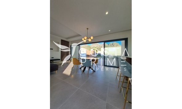 Resale - Villa  - Polop