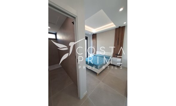 Resale - Villa  - Polop