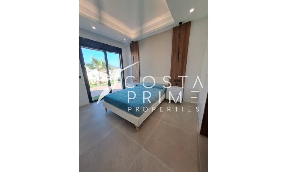 Resale - Villa  - Polop