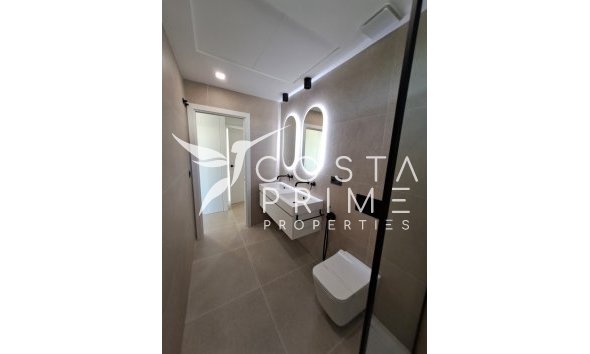 Resale - Villa  - Polop