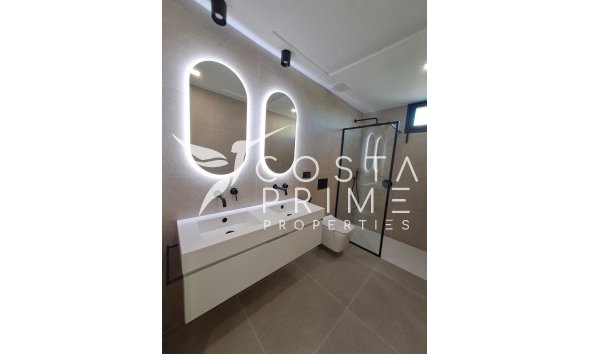 Resale - Villa  - Polop