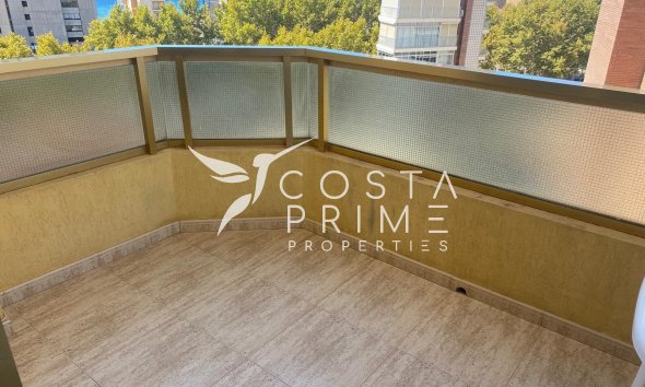 Resale - Apartment / Flat - Benidorm