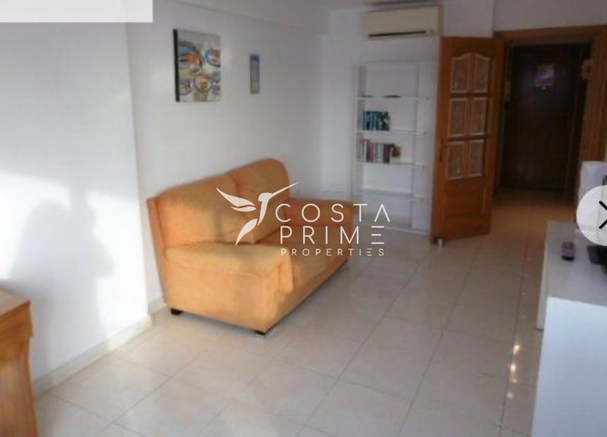 Resale - Apartment / Flat - Benidorm