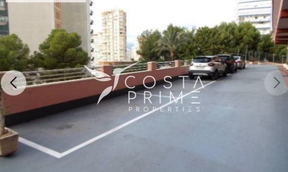 Resale - Apartment / Flat - Benidorm
