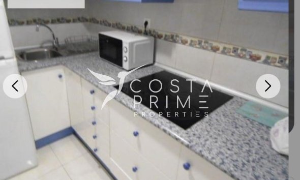 Resale - Apartment / Flat - Benidorm