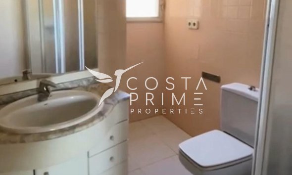 Resale - Apartment / Flat - Benidorm